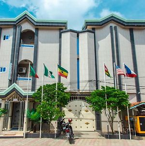 Benin Berge Hotel Cotonou Exterior photo