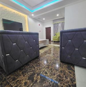 2 Luxurious Bedroom Apartment Abuja Exterior photo