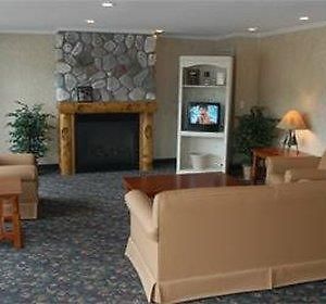 Kewadin Casino Lakefront Inn Saint Ignace Room photo