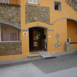 Hotel L'Ancora Santa Teresa Gallura Exterior photo