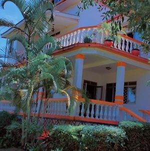 La Feve Beach Bed And Breakfast Hotel Entebbe Exterior photo
