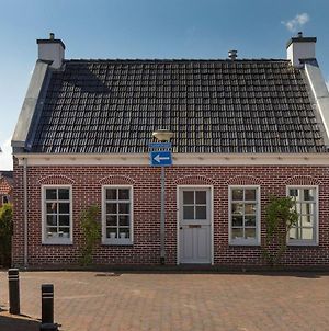 Karakteristiek Huis In Centrum Winsum Winsum  Exterior photo