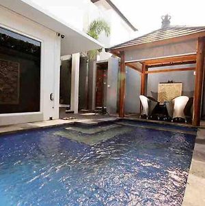 Modern 3 Bedrooms Villa With Private Pool Legian  Exterior photo