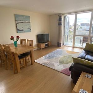 Lovely 2 Bedroom Flat Moments From Fistral Newquay Crantock Exterior photo