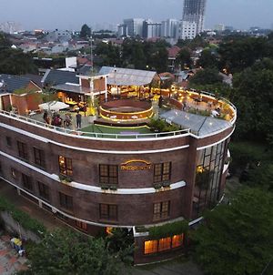 Rumanami Residence Jakarta Exterior photo