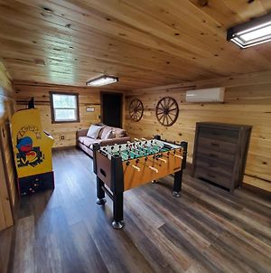 Luxury Cabin W/ Game Room & Hot Tub At Cave Run Lake Wellington Exterior photo