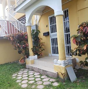 501 Getaway Homes- Apartment No 4 Belize City Exterior photo