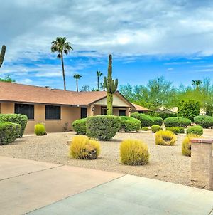 Modern Glendale Desert Destination With Patio! Villa Phoenix Exterior photo