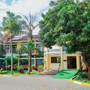 Millsview Hotels In Kisumu Exterior photo