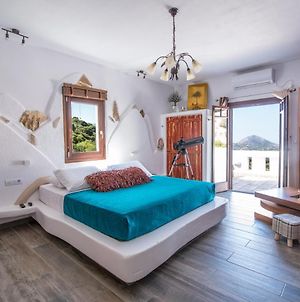 Elaiolithos Luxury Retreat In Naxos Hotel Khalkion Exterior photo