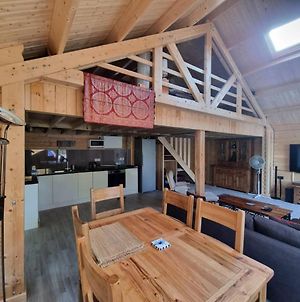 Cheerful, Spacious And Detached 2-Bedroom Cabin With Sauna Near Cambridge Exterior photo
