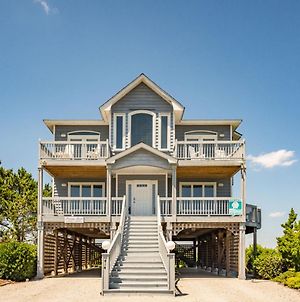 Prime Time By Oak Island Accommodations Caswell Beach Exterior photo