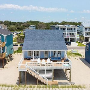 Summer Sands By Oak Island Accommodations Exterior photo