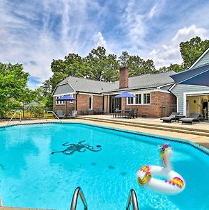 Lakefront Parkton Home Pool And Fishing Dock! Hope Mills Exterior photo