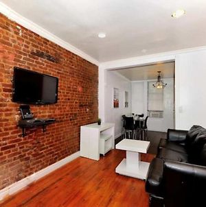 Exquisite 1Br Apartment Walking Distance To Times Square New York Exterior photo