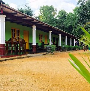 Walawwa Home Stay Sigiriya Exterior photo