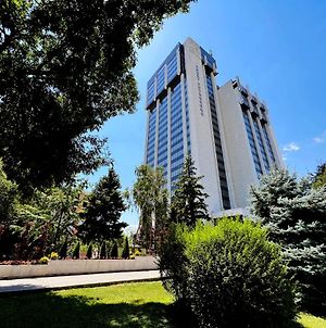 Park Hotel Sankt Peterburg Plovdiv Exterior photo