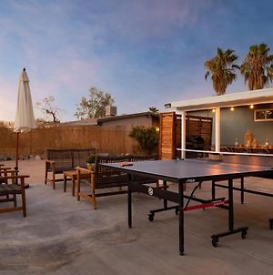 Lovegrass By Avantstay Desert Haven W Stunning Patio W Ping Pong Twentynine Palms Exterior photo