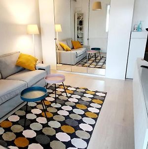 New Cozy Apartment 3 Min To Subway 24H/7 Self Check-In Popesti-Leordeni Exterior photo