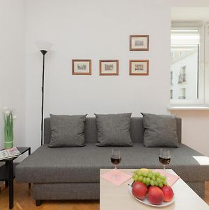 Cozy Studio In The Heart Of Warsaw, Elektoralna By Renters Apartment Exterior photo