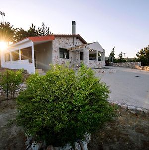 Villa Pina Psinthos Exterior photo