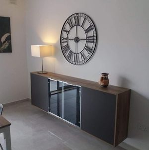 2 Bedrooms Apartment Best Location, Brand New. Marsaskala Exterior photo