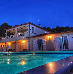 Cosy Villa In Montbrun Des Corbieres With Jacuzzi Exterior photo