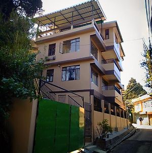 Indivar Homestay Darjeeling  Exterior photo
