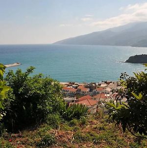 Ikaria - Evdilos Village , Katsirifos Exterior photo