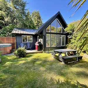 Gone With The Wind Cabin By Natural Elements Villa Ucluelet Exterior photo