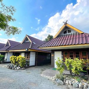Bansuan Inthanon Resort -Classic House Chom Thong Exterior photo