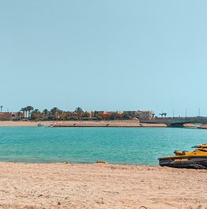 Summer Villa For Families And Friends On The Beach El Alamein Exterior photo