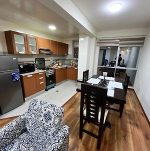 Moderno Y Comodo Apartamento Con La Mejor Ubicacion En Sopocachi La Paz Exterior photo