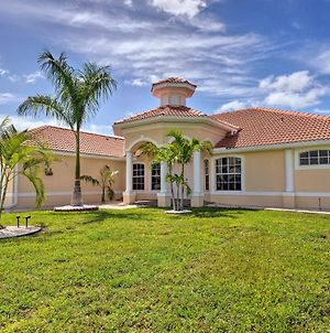 Canalfront Cape Coral Home With Screened Patio Matlacha Exterior photo