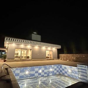 Heated Fresh Water Pool & Entire Farmhouse 2Acre For Parties Villa Gurgaon Exterior photo