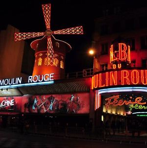 * Moulin Rouge Getaway * 1Br + Desk + Gym Weights Apartment Paris Exterior photo