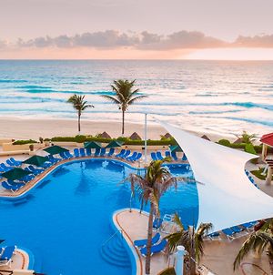 Gr Solaris Cancun Hotel Exterior photo