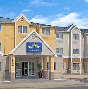 Microtel Inn & Suites By Wyndham Denver Exterior photo