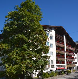 Q! Hotel Maria Theresia Kitzbuhel Exterior photo