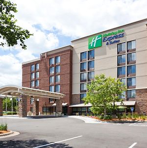 Holiday Inn Express Hotel & Suites Bloomington West Exterior photo