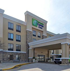 Holiday Inn Express And Suites Indianapolis W- Airport Area Exterior photo