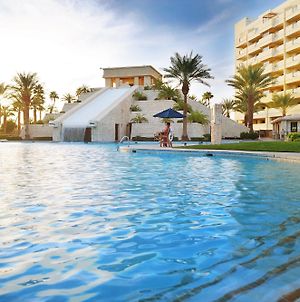 Cancun Resort Las Vegas Exterior photo