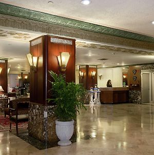 Hilton Cincinnati Netherland Plaza Interior photo