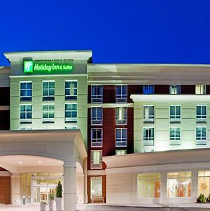 Holiday Inn Hotel & Suites Williamsburg-Historic Gateway Exterior photo