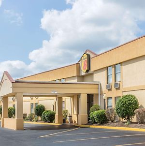 Super 8 By Wyndham Knoxville Downtown Area Hotel Exterior photo