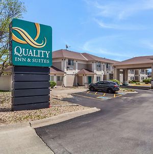 Quality Inn & Suites Omaha Exterior photo