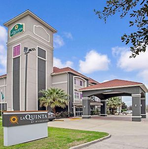 La Quinta Inn & Suites By Wyndham Fairfield Tx Exterior photo