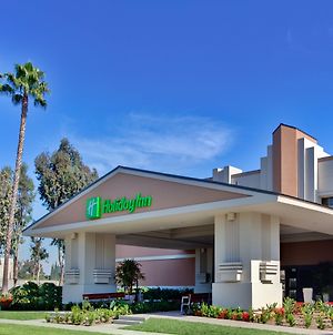 Holiday Inn Hotel And Suites Anaheim Exterior photo