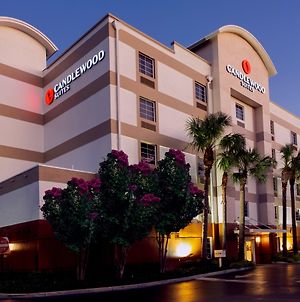 Candlewood Suites Ft. Lauderdale Airport/Cruise Fort Lauderdale Exterior photo