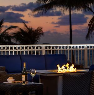 Courtyard By Marriott Fort Lauderdale Beach Hotel Exterior photo